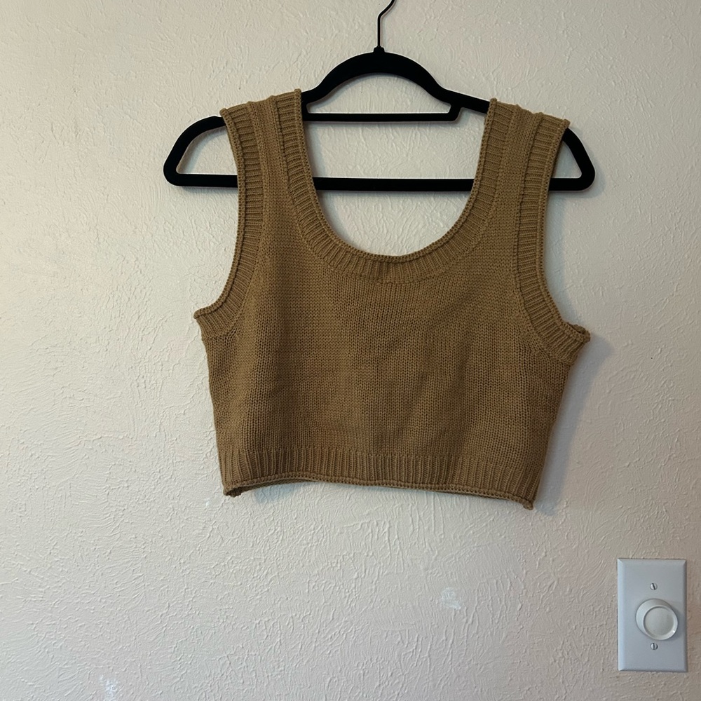 Women's Tan Knit Crop Top